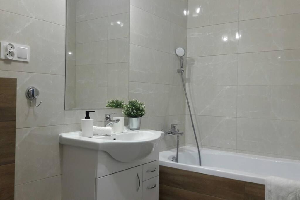 Lux Apartment Close To Medicover And Paley Varsovie Extérieur photo